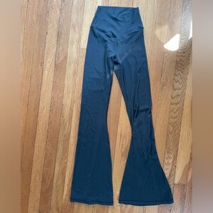 OFFLINE By Aerie Real Me High Waisted Crossover Flare Legging XS short black